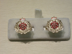 Duke of Lancaster's Regiment enamelled cufflinks - Click Image to Close